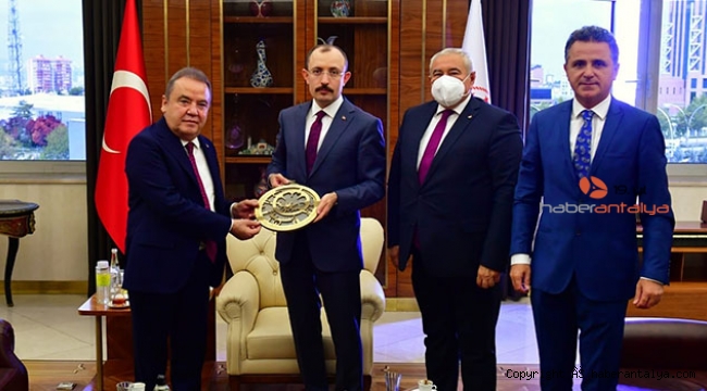 Başkan Böcek, Kemal Kılıçdaroğlu ile bir araya geldi