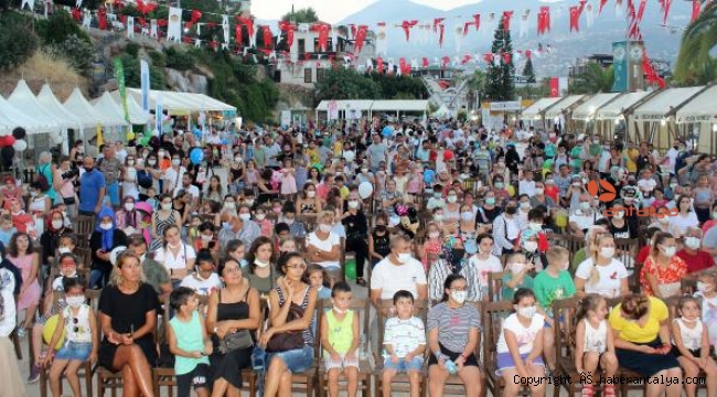 Çocuk Festivali'ne ilgi büyük oldu 