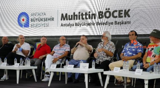 Hababam Sınıfı oyuncusu Tuncay Akçay: Bir kahkaha ile başladığım sinemada 120 filmde oynadım
