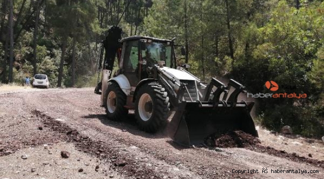 Kemer Belediyesi'nden yayla yollarına bakım