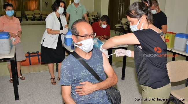 MATSO üyeleri ve ailelerine toplu aşı uygulaması