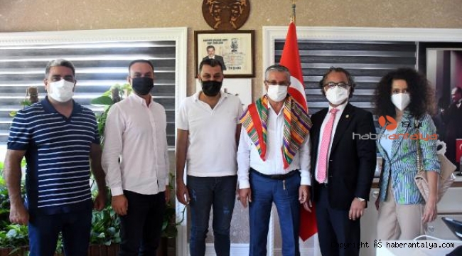 YÖRSİAD Başkanı Ege, Kemer Belediyesi'nde