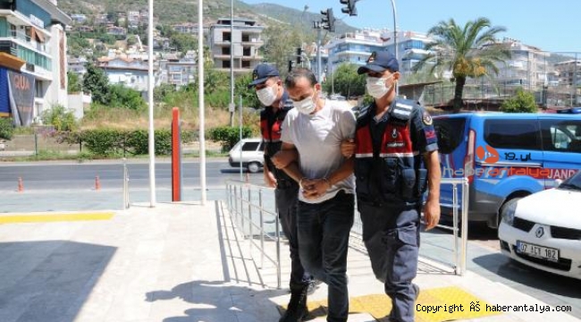 Alanya'da seraya uyuşturucu baskını
