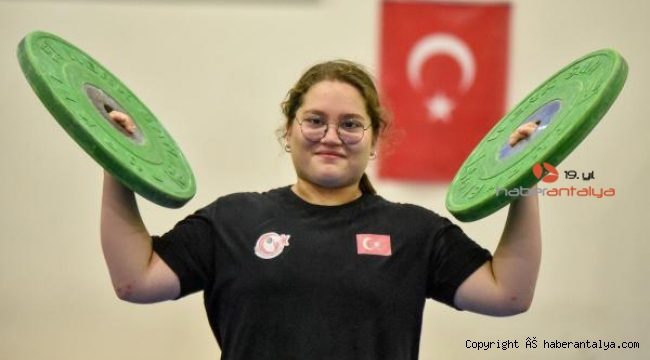 Aleyna, bronz madalya kazandı