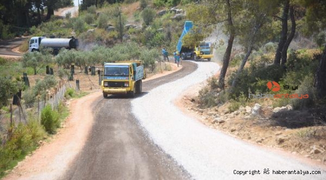 Başkan Yücel'in söz verdiği 70 kilometrelik asfalta Okurcalar'dan başlandı