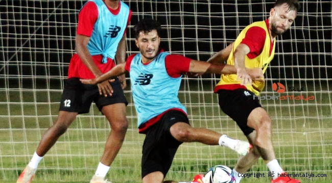 FT Antalyaspor ve Çaykur Rizespor 26. randevuda. İşte istatistikler