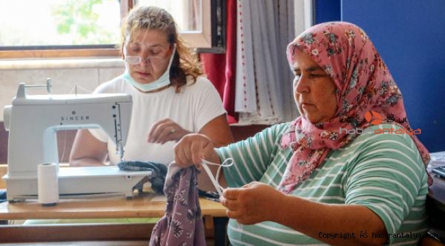 Kadınlarımız yangın için dikime başladı