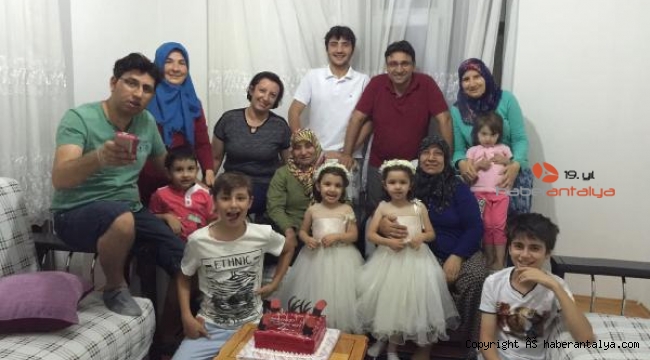 Kahreden kaza; anne öldü, eşi ve oğlu ağır yaralandı