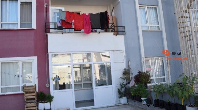 Korkunç olay ! Balkondan tırmanıp dehşeti yaşattı