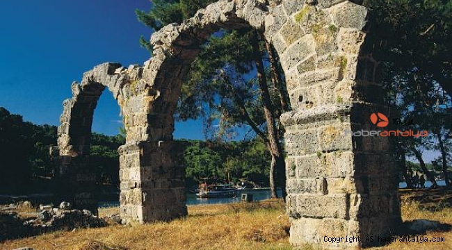 Tarihle doğanın iç içe olduğu kent: Phaselis