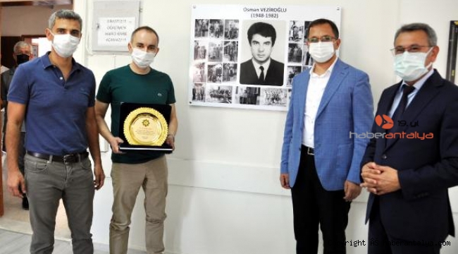 Babalarının kurduğu okula laboratuvar yaptırdılar