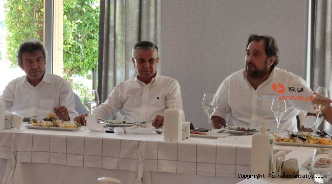 Başkan Topaloğlu: "Kemer'i en iyi şekilde tanıtmaya devam edeceğiz"