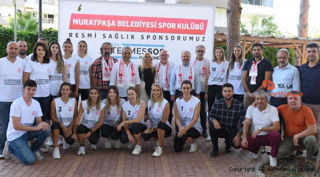 Başkan Uysal:" Sporcu altyapımızla gelecek yıllarda bir voleybol kenti olabiliriz"