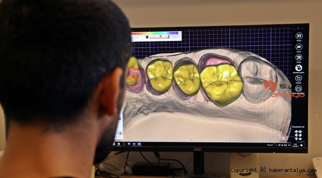 Diş operasyonlarında yeni yöntem; "Aynı günde çekim, implant ve diş takılması mümkün"