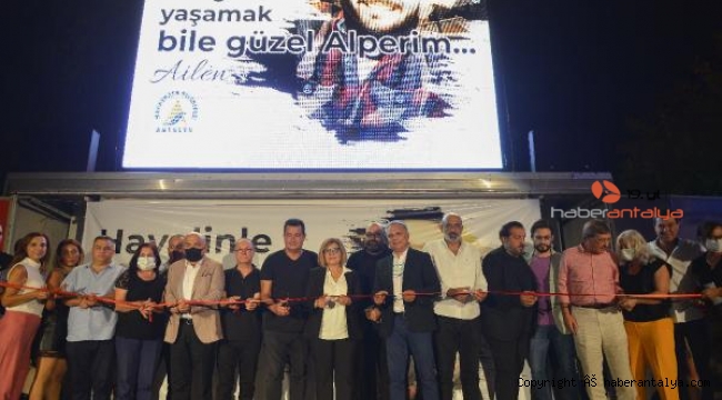 Dominik'te öldürülen Alper'in adının verildiği park açıldı