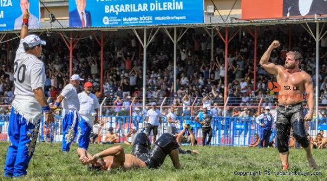 Elmalı'nın başpehlivanı İsmail Balaban