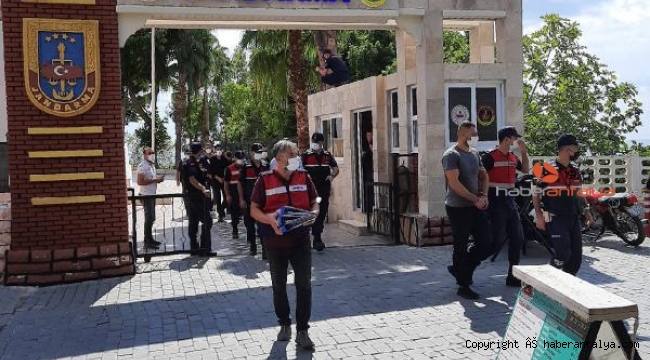 Kaş'ta silahlı örgüt operasyonu !