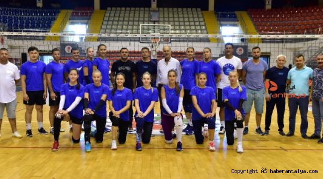 Kazak Sultanlar Kepez'de kamp yaptı