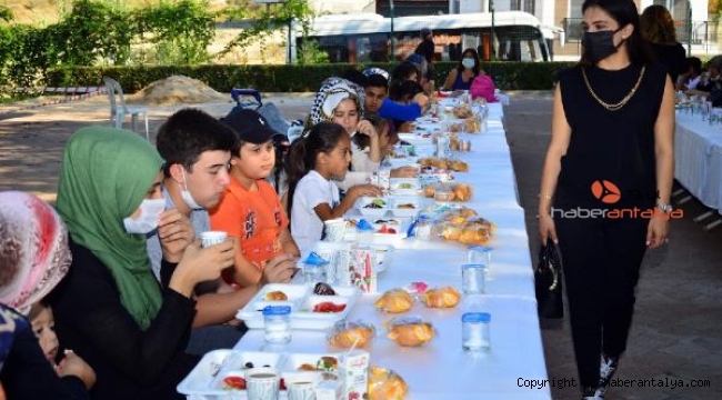 Manavgat'ın Anka kuşları buluşmaya devam ediyor