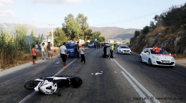 Motosikletler çarpıştı: 3 yaralı