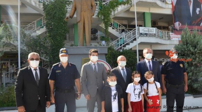 Serik'te İlköğretim Haftası kutlandı