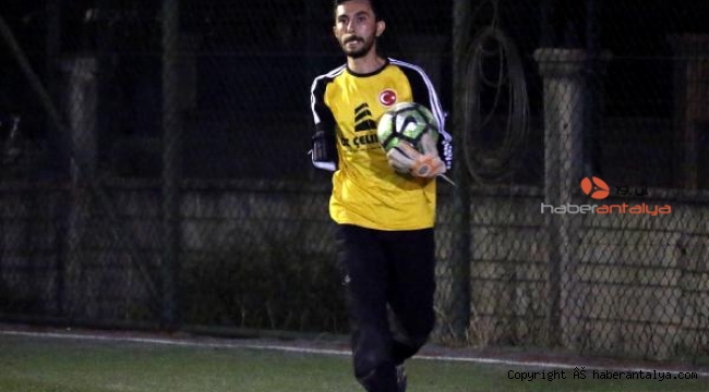 Tek kolu ampute İsmail, kalede devleşti