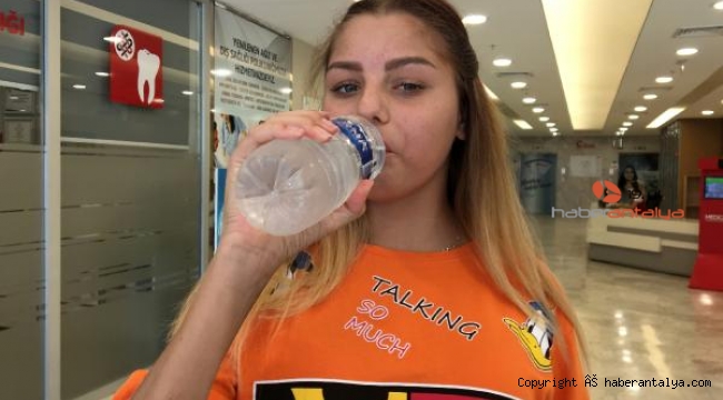 Ukraynalı Anastasiia, böbrek naklinden sonra doyasıya su içti