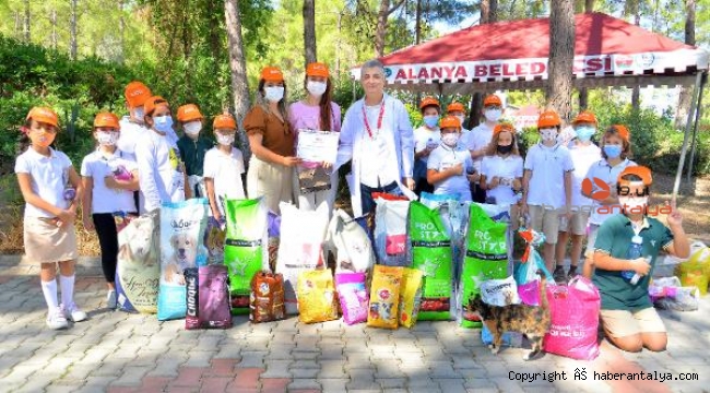 Alanya Belediyesi öğrencileri ağırladı