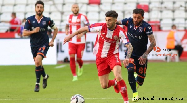 Antalyaspor'da galibiyet özlemi 4 haftaya çıktı