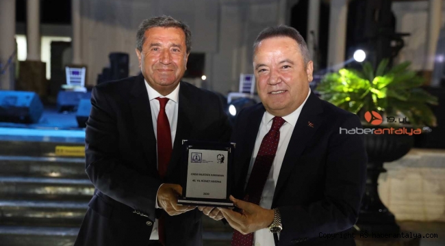 Başkan Böcek: "Sizlerin duası ile dimdik ayaktayım''
