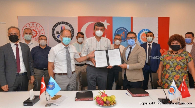 Batı Antalya tropik meyve üretim üssü olacak