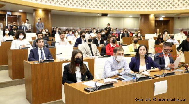 Büyükşehir Gençlik Meclisi ilk toplantısını yaptı