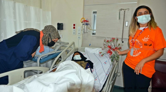 Covid-19 olan aşısız ya da eksik aşılı annenin karnındaki bebek de oksijensiz kalıyor