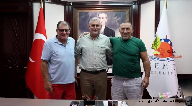 Eski başhpehlivanlar Kemer'de