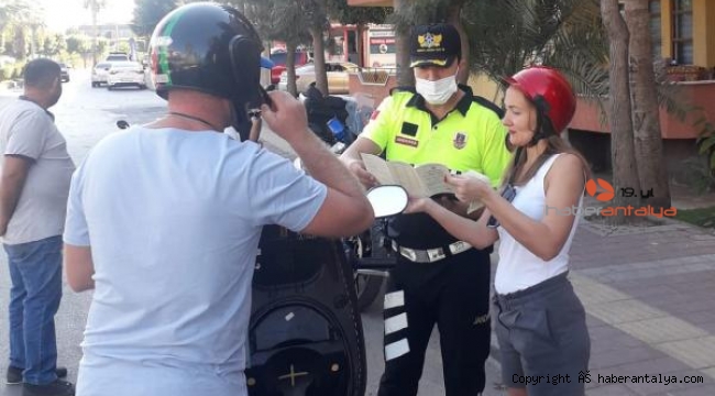 Jandarmadan motosiklet ve kask denetimi