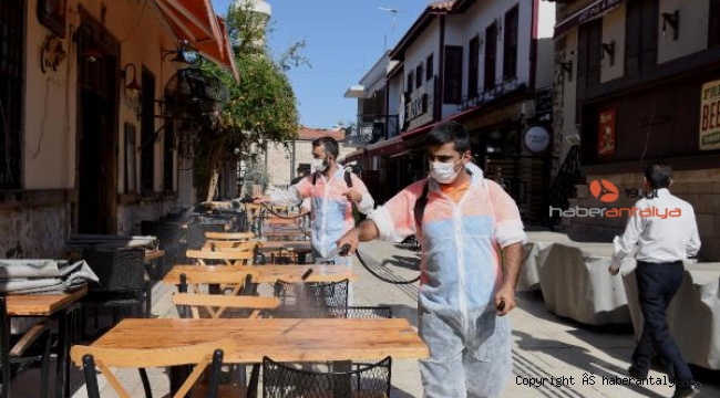 Kaleiçi'de festival dezenfektasyonu