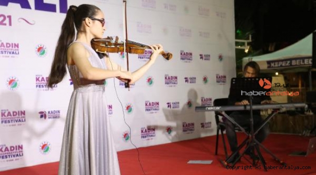 Kepez'de renkli festival sürüyor
