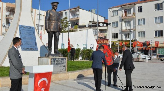 Korkuteli'de Muhtarlar Günü törenle kutlandı