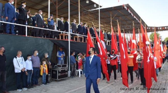 Kumluca'da bayram coşkusu