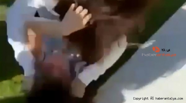 Liseli kızların sosyal medya kavgası
