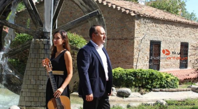Tenor Devrim Demirel'den 'Sevda Türküleri'