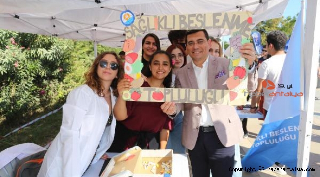 Tütüncü'den AÜ öğrencilerine teşekkür