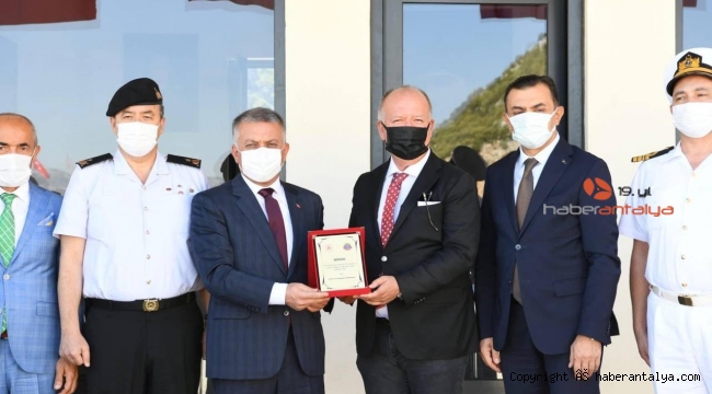 Vali Yazıcı:"Antalyamızın güvenliği noktasında ortak çalışmalar yürütüyoruz"