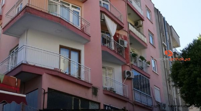 Yalnız yaşadığı evinde ölü bulundu