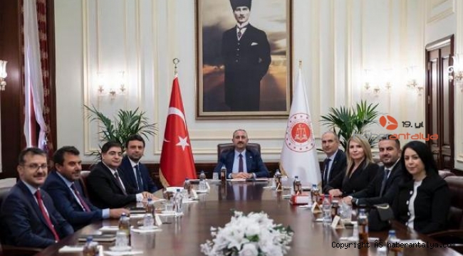 Adliyede avukatların 'x-ray' krizi çözüldü