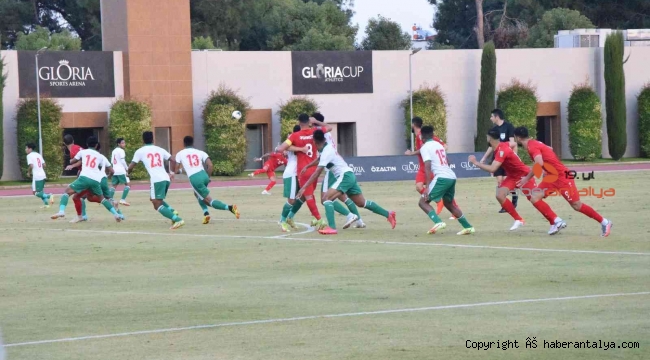 Afganistan Futbol Milli Takımı Antalya'da kamp yapıyor