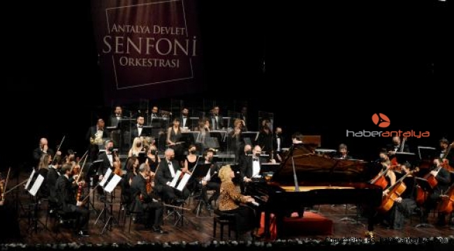 Antalya piyano sesiyle yankılandı