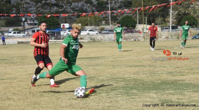 Demrespor ile Sarayköyspor puanları paylaştı