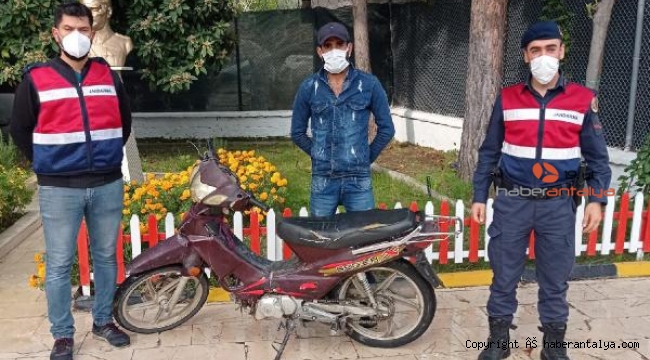 Finike'de çalınan motosikletine iki hafta sonra havuştu