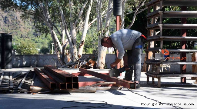 Kemer'deki beton fabrikasının yapımında sona gelindi